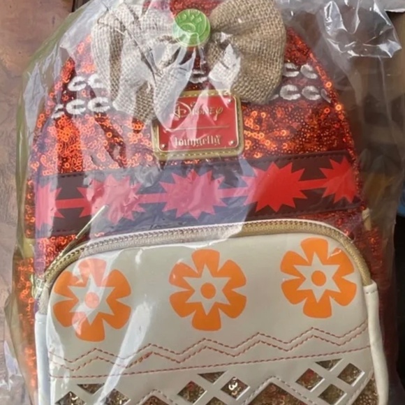Disney Moana loungefly - Picture 1 of 2